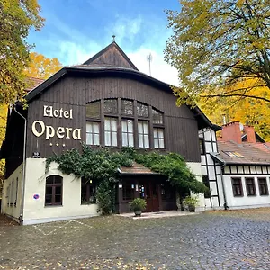 3* Отель Opera