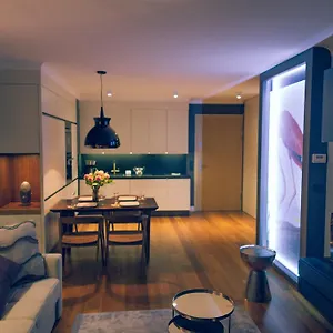 Flaming Apartament